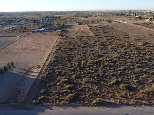 14448 Bradley Rd, El Paso, TX 79938