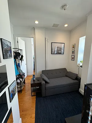 Rented by Owner | media 9