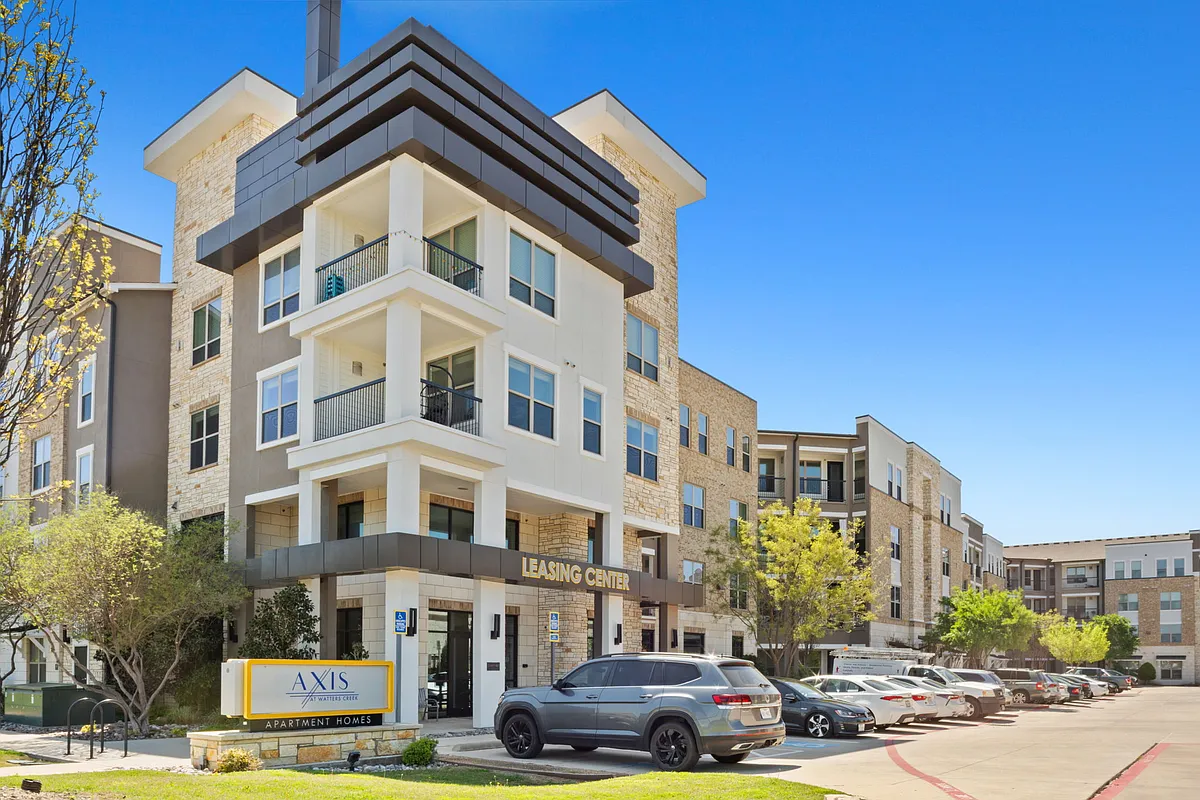 Building Photo - Axis at Watters Creek