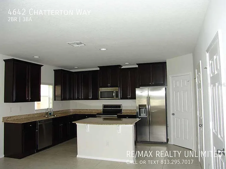 4642 Chatterton Way — Photo 6
