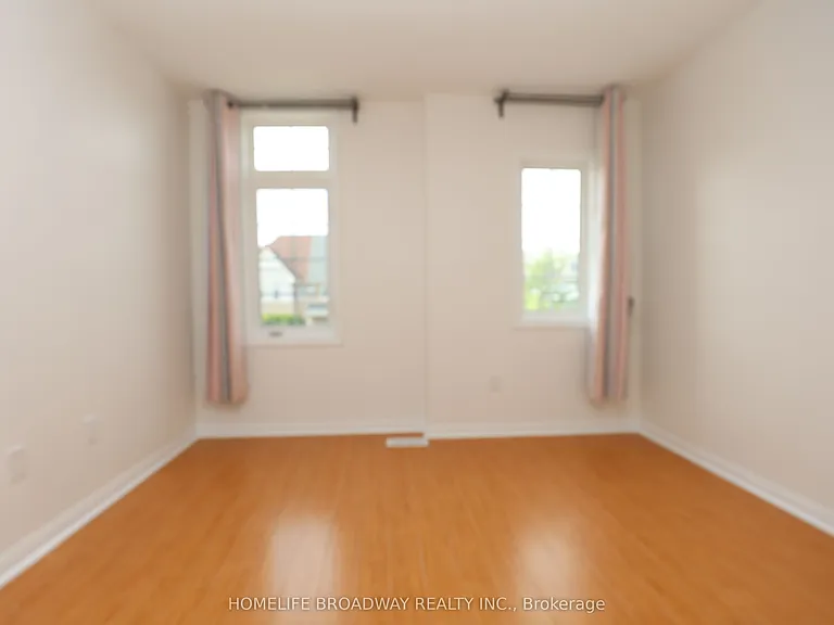 775 Bur Oak Ave — Photo 10