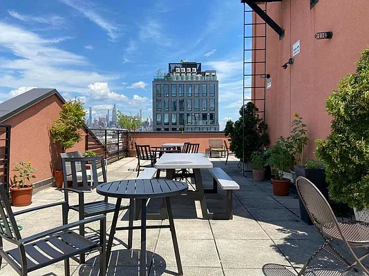 Rented by Jeffrey Mosczyc, LREB | media 22