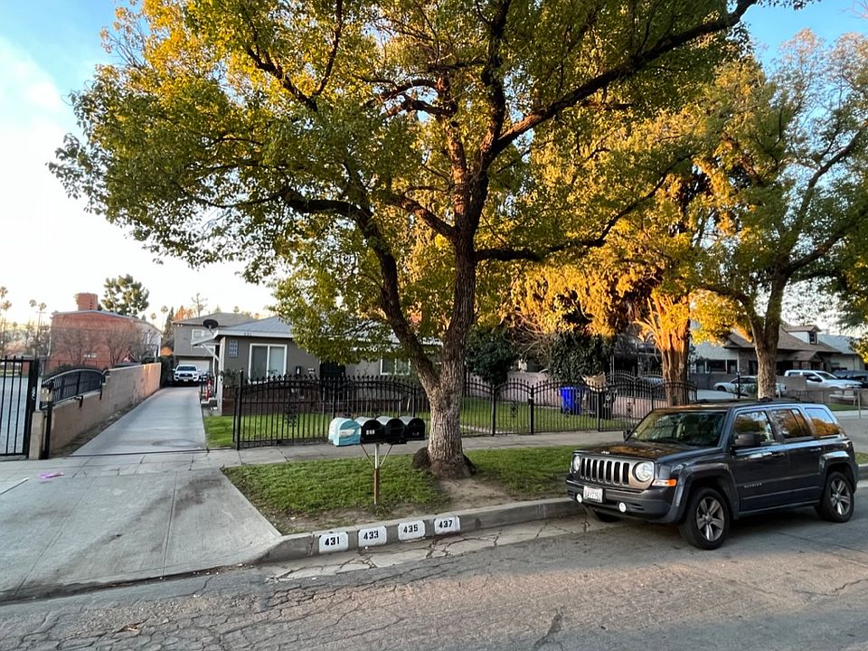 1st image of 433 W 20th St #433