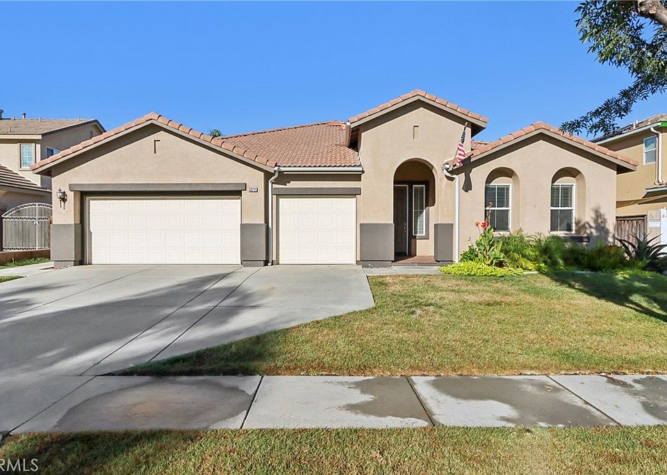 1st image of 33711 Shamrock Ln