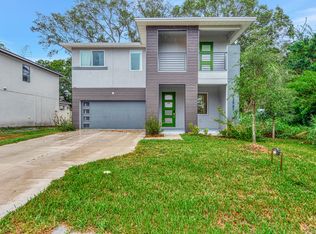 2587 Temple St, Sarasota, FL 34239