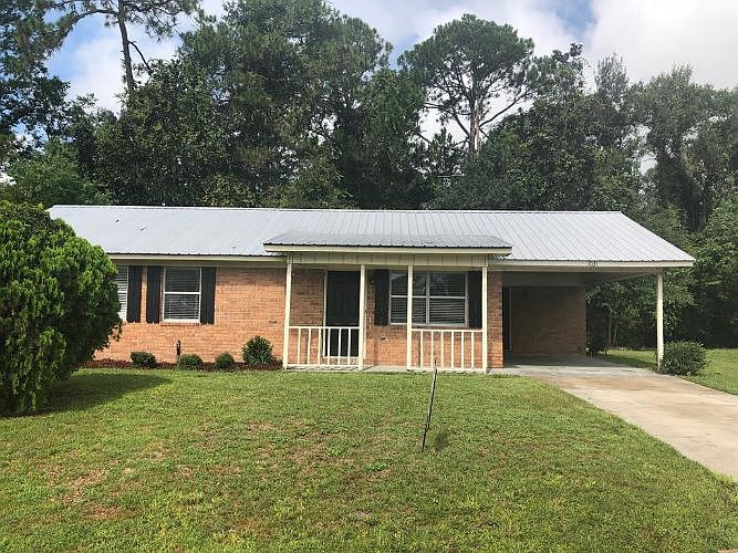 1st image of 1031 White Cir