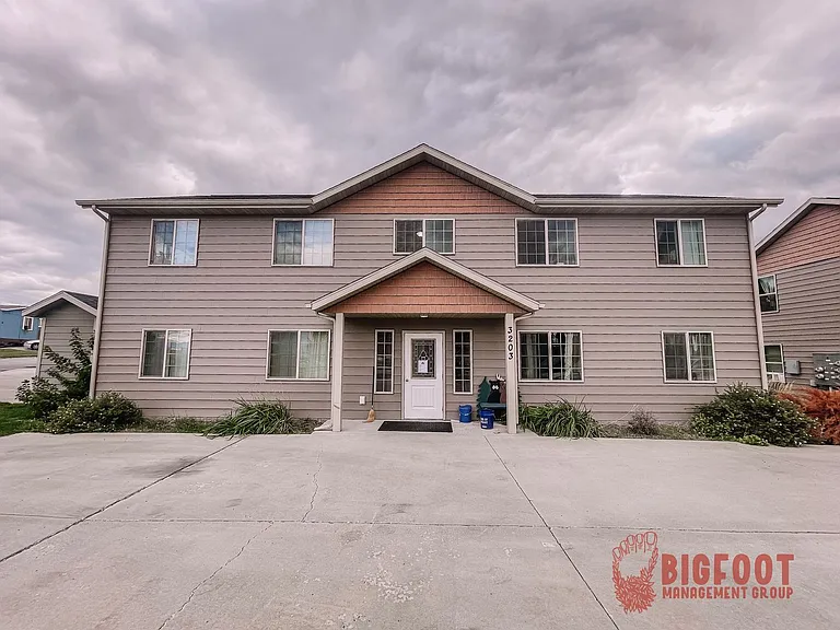 3203 Sk Loop — Photo 1