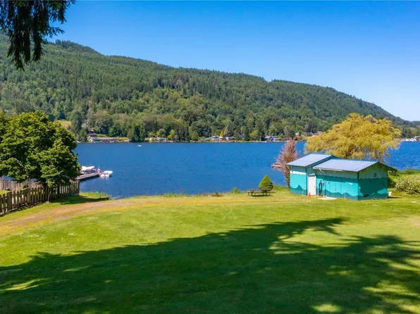 22989 Lake McMurray Lane #18, Mount Vernon, WA 98274