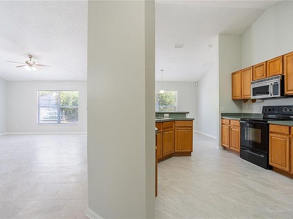 4th image of 660 Bluebill Ct
