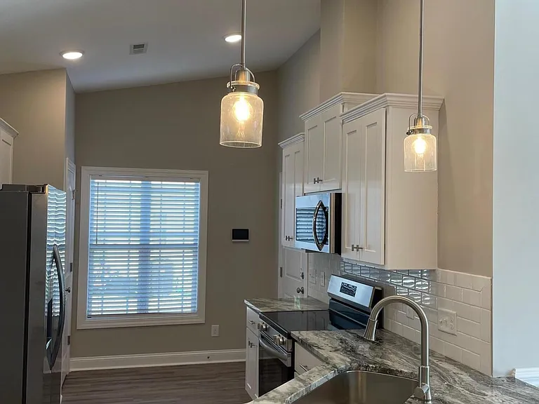 2308 Sweet Bay Dr #B — Photo 5