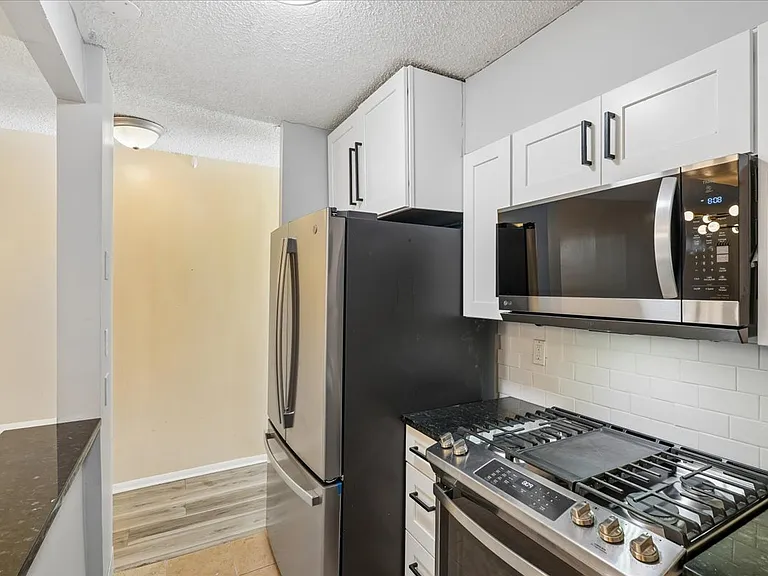 1245 13th St NW — Photo 5