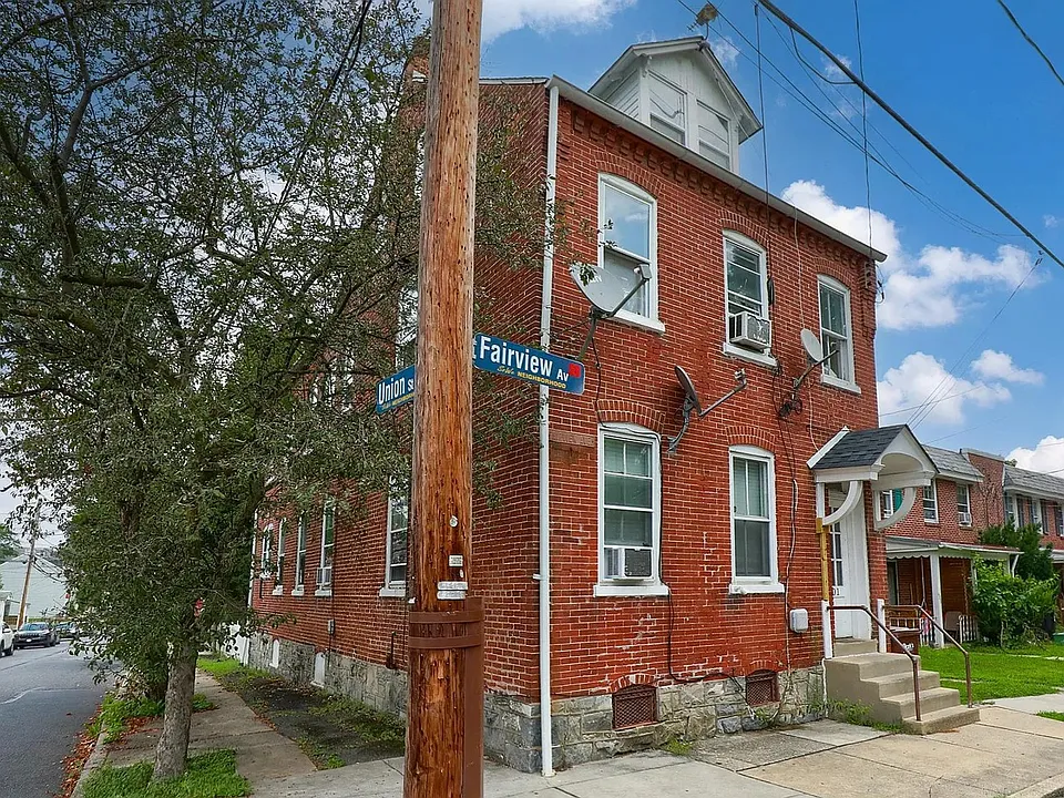 401 Fairview Ave