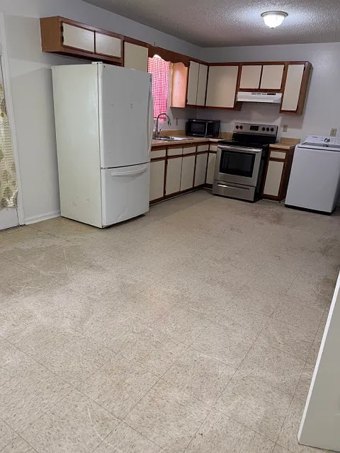 3 bed, $1,500 — Photo 4