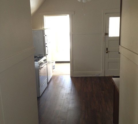 4th image of 4953 W Berenice Ave #1
