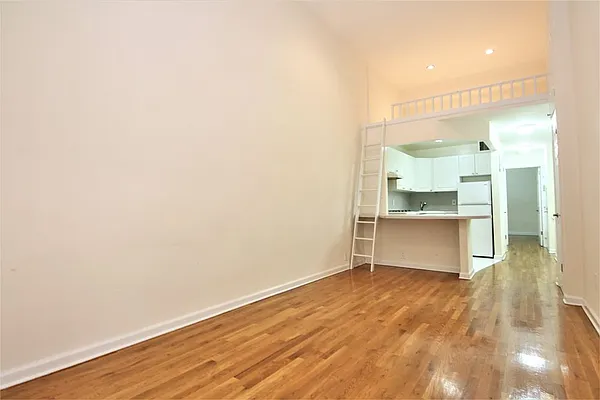 Rented by JK Dansar Corp | media 5