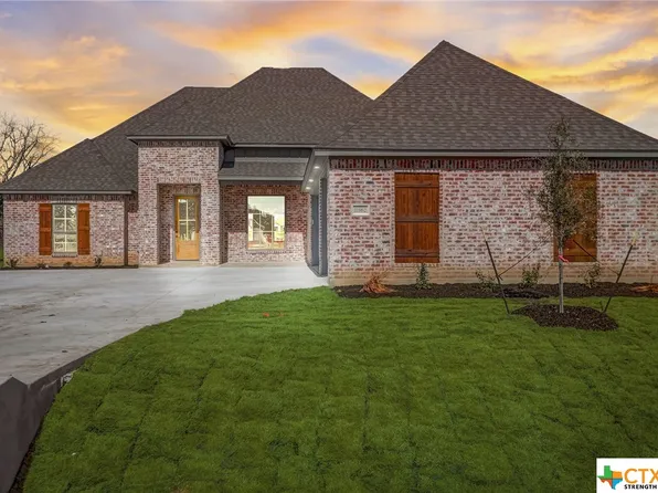 11162 Golden Eagle Ave, Salado, TX 76571