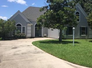 15 Newberry Ct, Montgomery, TX 77356