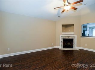 13327 Glencreek Ln, Huntersville, NC 28078