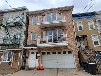 11 Wallis Ave #1, Jersey City, NJ, 07306