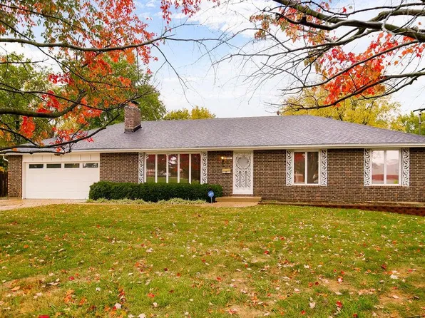 8412 E 83rd St, Raytown, MO 64138