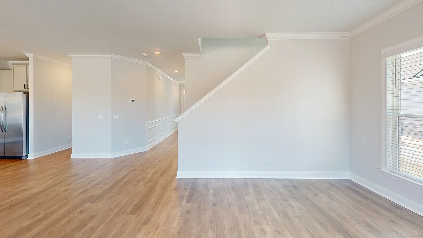4 bed, 3.5 bath, 2828 sqft, $3,250 — Photo 3