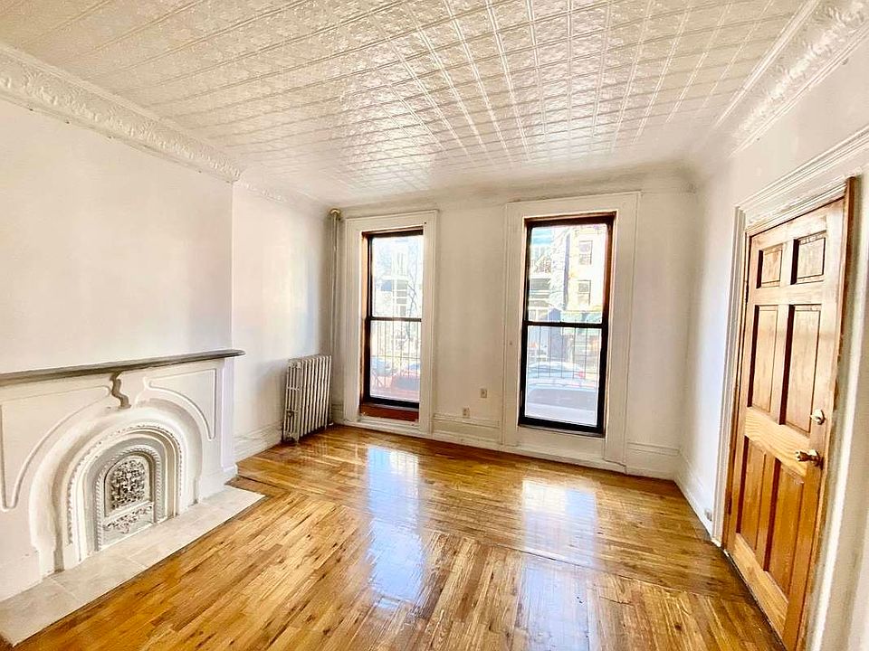 1st image of 98 Waverly Ave #1