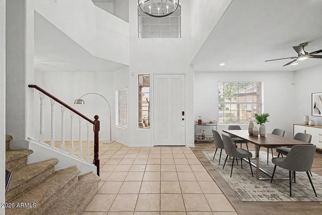 5 bed, 3.0 bath, 3349 sqft, $4,450 — Photo 2