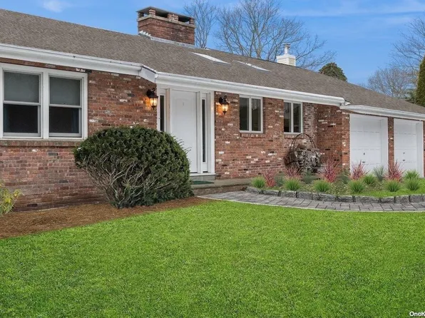 10 Whitfield Road, Southampton, NY 11968