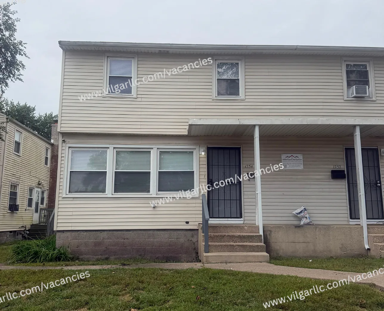 1232 -34 Aetna St — Photo 1
