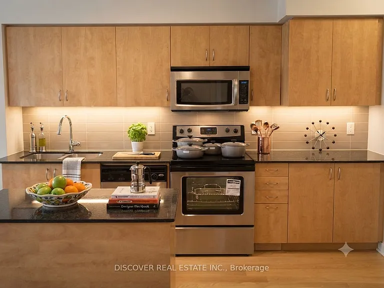 215 Fort York Blvd #2609 — Photo 23