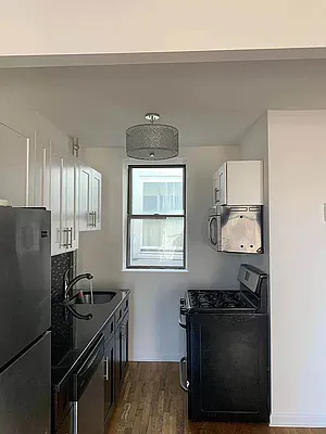 Rented by Corcoran | media 15