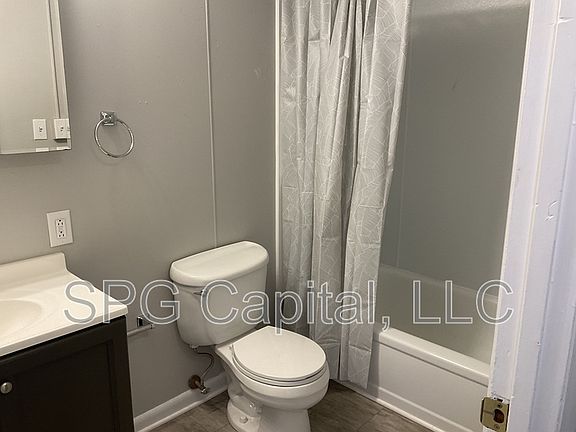 5th image of 60 Chambersburg St APT 1