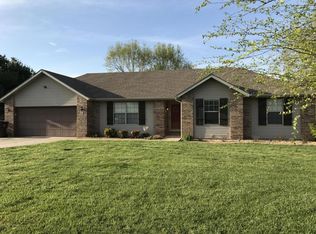 75 Southern Cross Dr, Clever, MO 65631