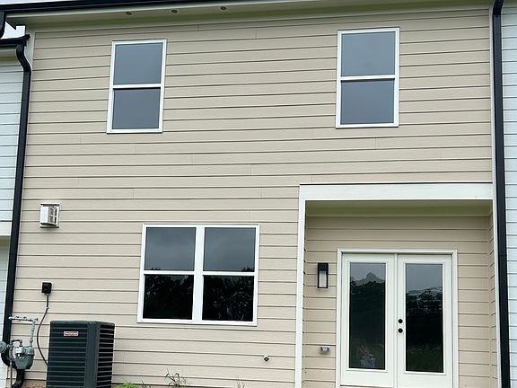 2nd image of 23 Crest Dr #3