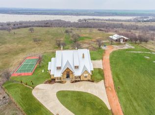 1545 Emberson Ranch Rd, Pilot Point, TX 76258