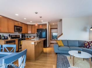 8534B Nesbit Ave N, Seattle, WA 98103