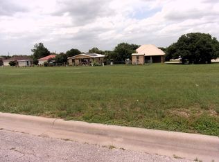 1904 W Brown St, San Saba, TX 76877