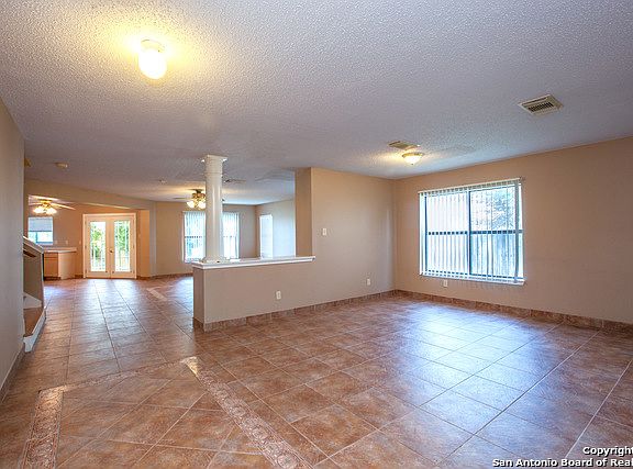 3rd image of 2143 Farmsville Dr
