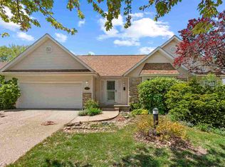 821 Longfellow Pl, Iowa City, IA 52240