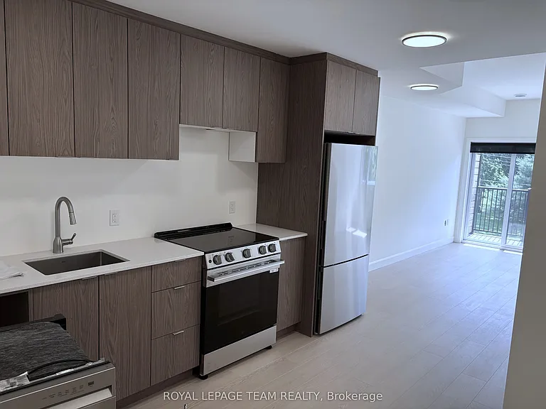 243 Bradford St #1B — Photo 9