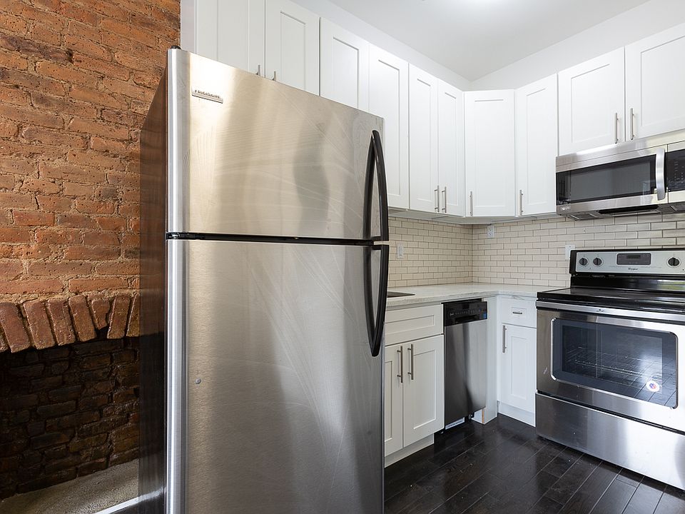 1st image of 114 Bushwick Ave #4