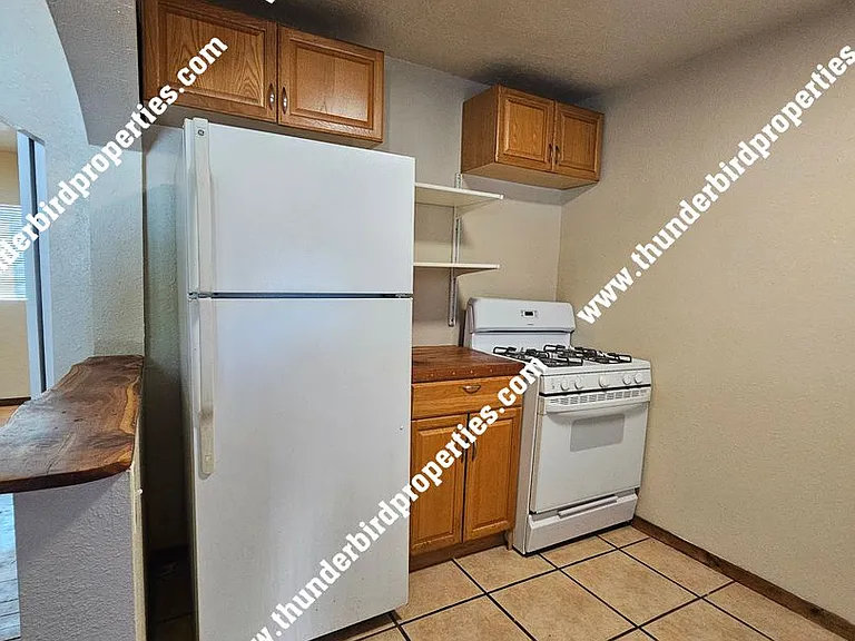4700 Central Ave SW — Photo 3