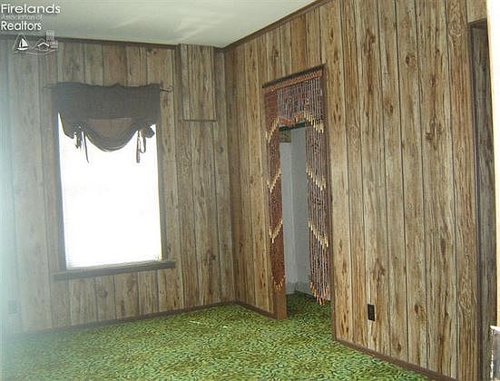 5th image of 433 E County Road 173