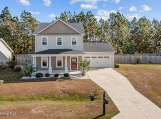219 Chestwood Dr, Hubert, NC 28539