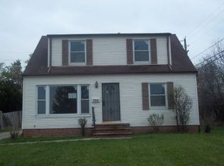 424 Terrace Dr, Bedford, OH 44146