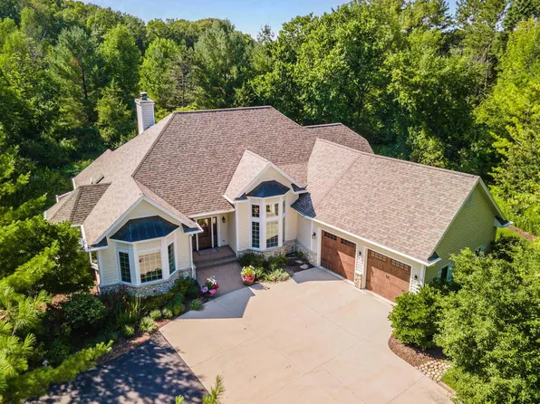 W6247 St Andrews COURT, Plymouth, WI 53073