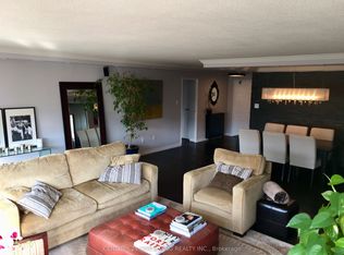 256 Jarvis St #15D-C08, Toronto, ON M5B 2J4