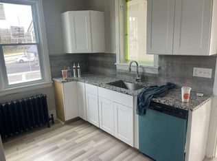 100 Moore Ave, New Castle, DE 19720