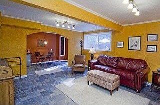 5th image of 2541 Valleywood Dr