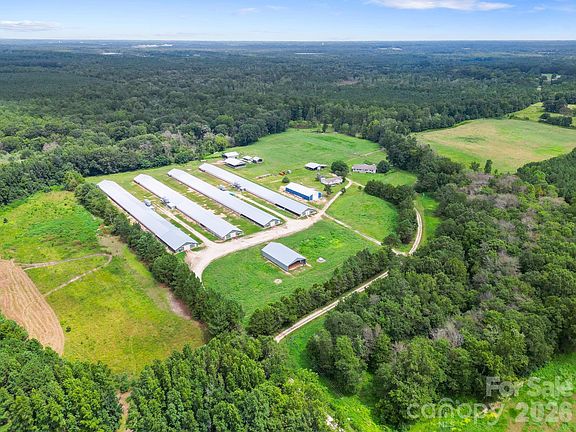 3rd image of 1333 Bunnlevel Erwin Rd